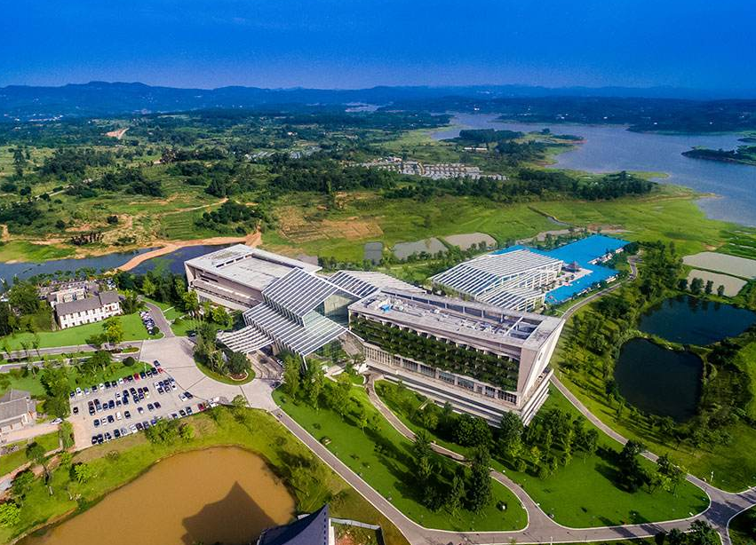 酒店水系統(tǒng)中央空調(diào)空調(diào)節(jié)能集中控制（英迪格酒店）