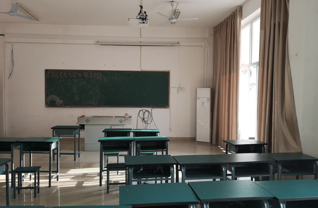 陽光學(xué)院教室空調(diào)節(jié)能集控制系統(tǒng)